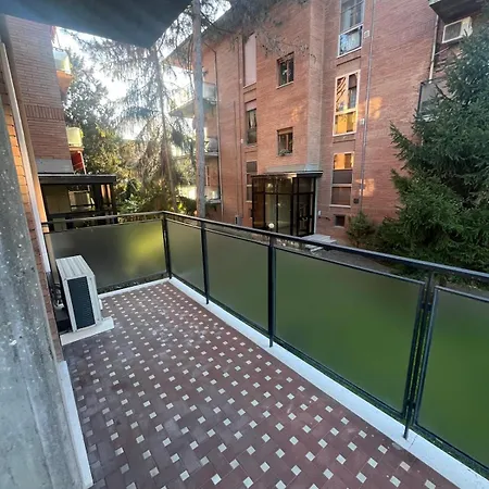 Elena's - * Φεράρα